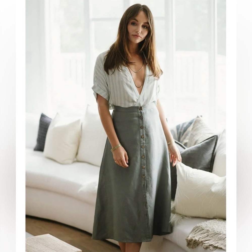NWT Chaser Linen Blend Button Front A-Line Midi Skirt Coastal Minimalist Medium - Picture 4 of 16